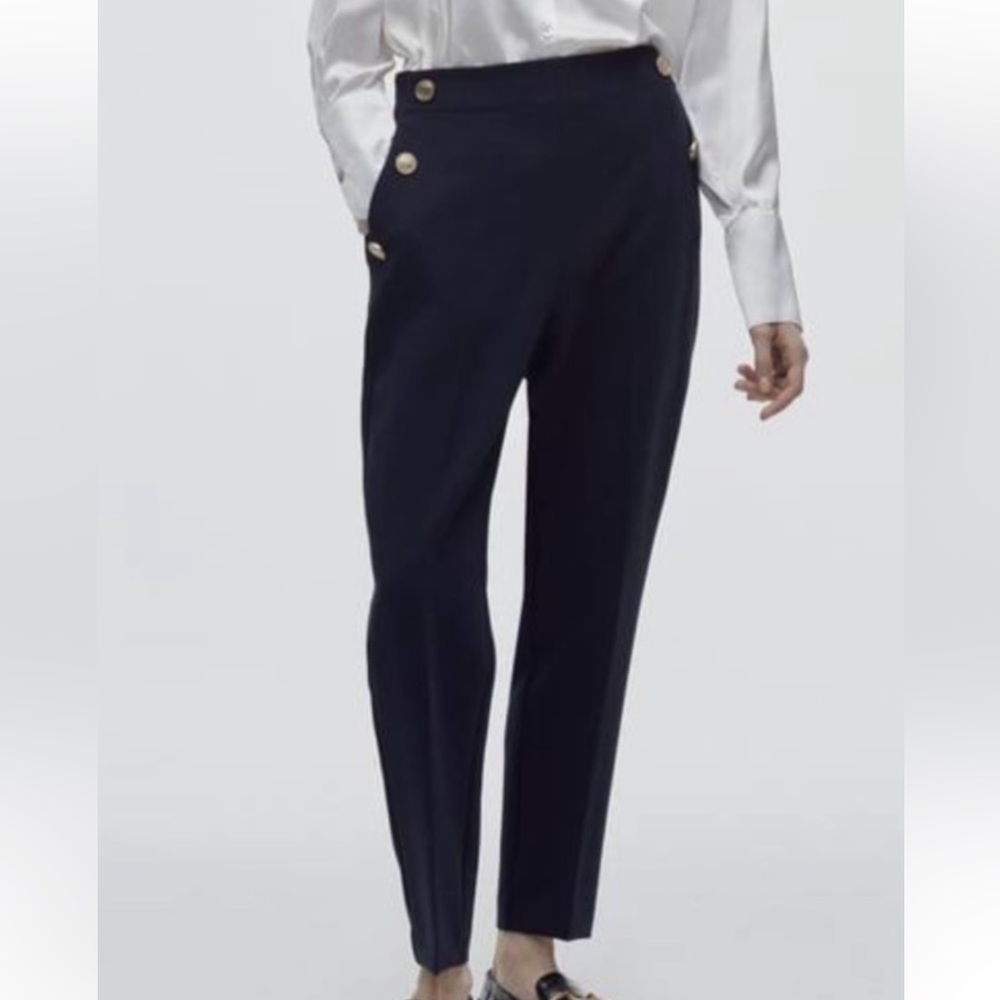 NWT’s Zara black Cropped Women's Pants